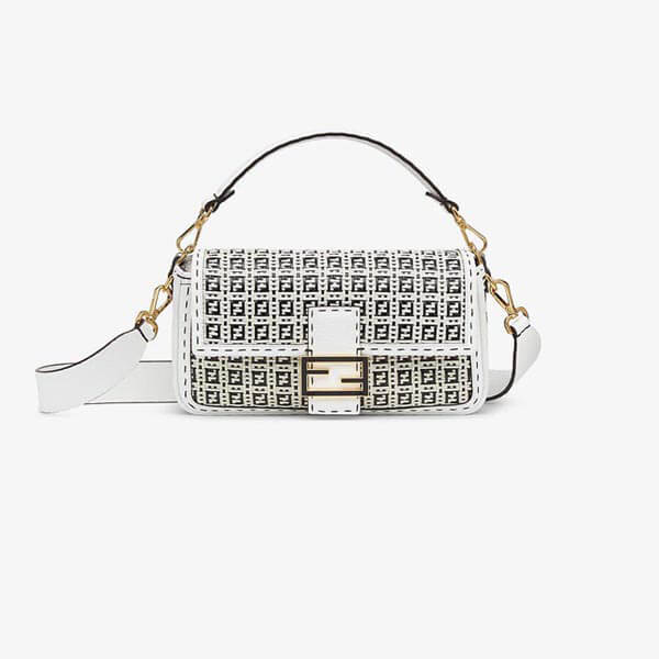 フェンディ*新作*FFモチーフ バゲット レザーブレード バッグ 8BR600AF2YF1DUH